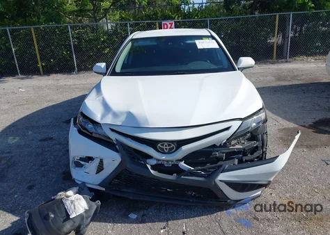 2021 Toyota Camry Se из США, поврежденный, VIN 4T1G11AK1MU531414